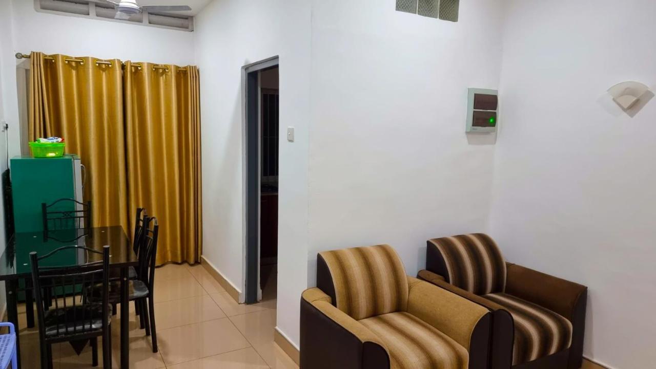 Bamba Flat * Colombo